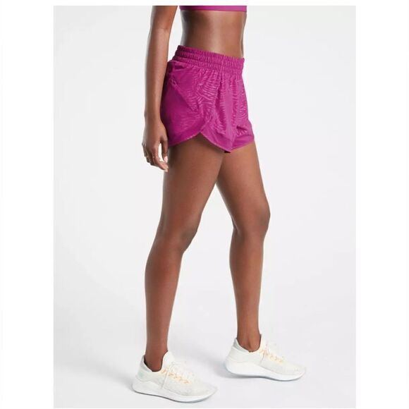 Athleta Printed Mesh Racer Run 4” shorts - Picture 3 of 13